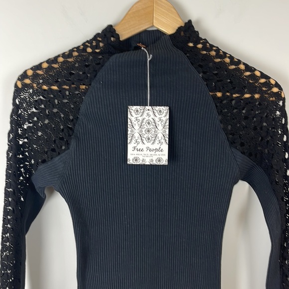 Free People Black Rib and Lace Turtleneck Layering Top Size Extra Small - Picture 3 of 8